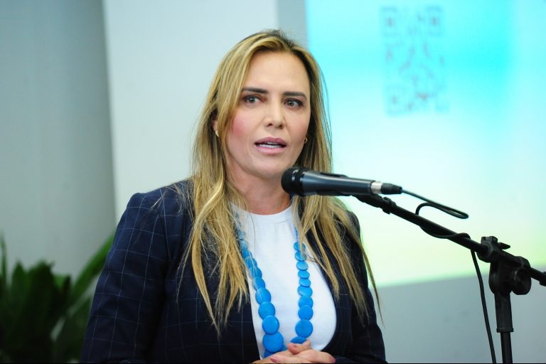 Celina Leão assume o governo do DF no lugar de Ibaneis Rocha Acesse