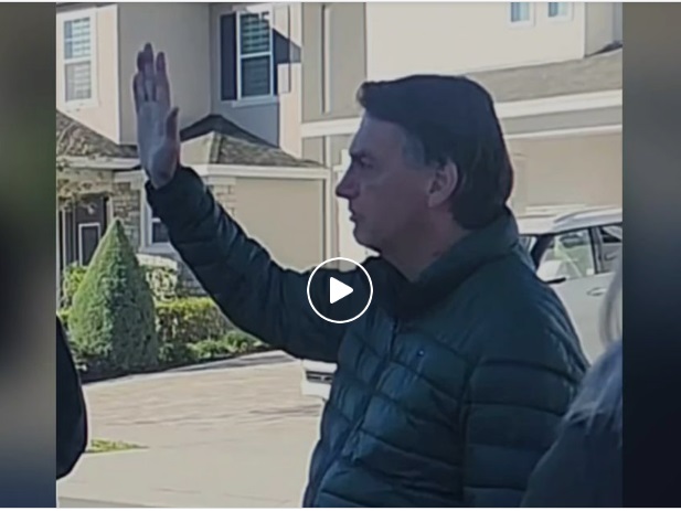 Em vídeo Bolsonaro volta a citar realizações e repete que nunca saiu