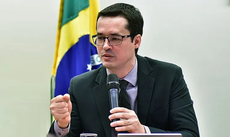 TSE adia julgamento sobre candidatura de Deltan Dallagnol ao Senado