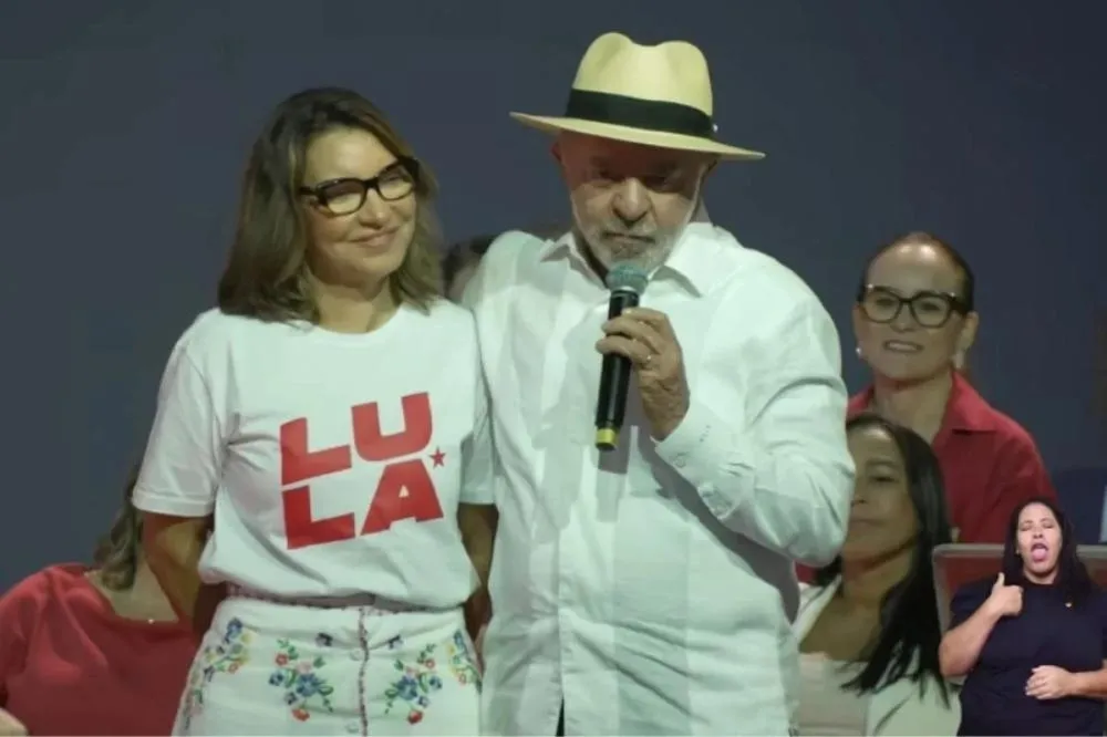 TSE: ministros ordenam que Lula e Janja removam vídeos contra Flávio