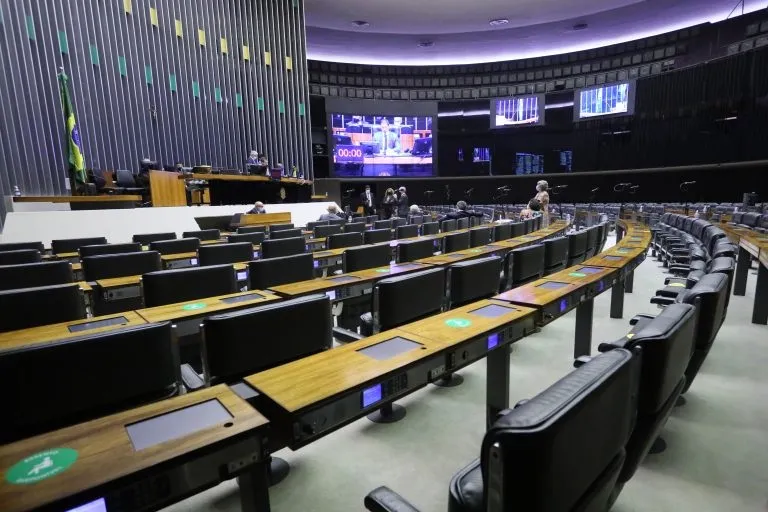 Nascidos entre 1948 a 2006, nova Câmara reúne deputados de várias gerações