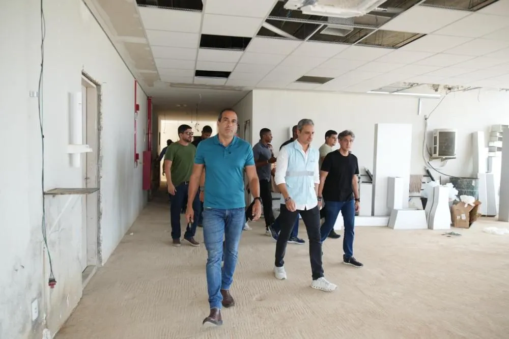 Bruno Reis vistoria CCO no Subúrbio de Salvador, obras chegam a 90%