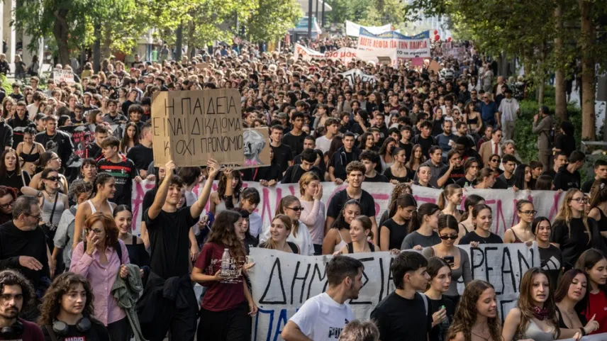 Protestos estudantis chegam à Grécia e ampliam onda de manifestações na Europa
