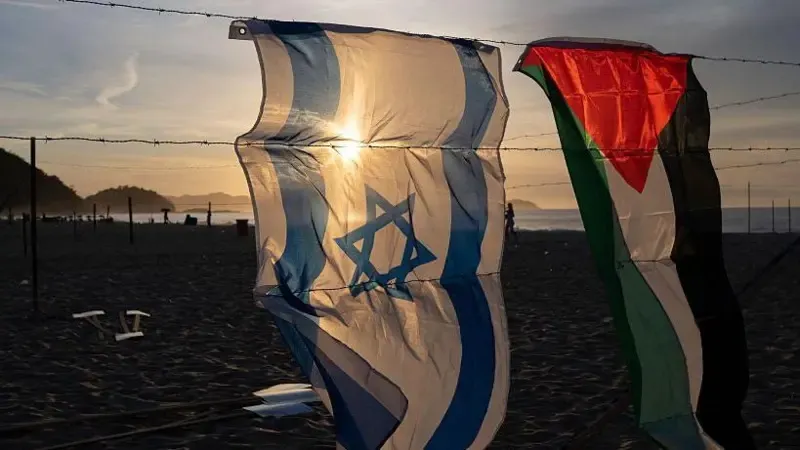 Flávio Bolsonaro conquista mais de 80% dos votos em Israel e amplia vantagem sobre Lula