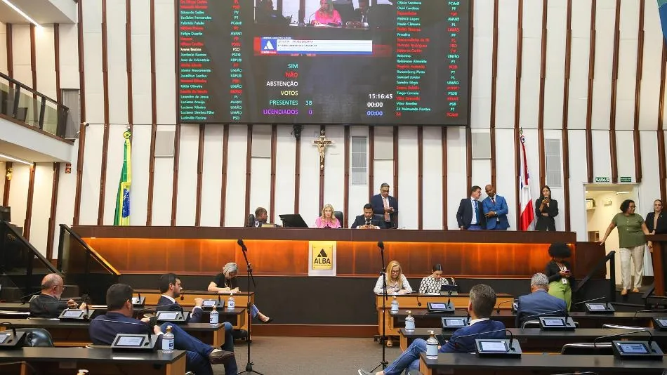 AL-BA abre prazo para deputados apresentarem emendas ao orçamento de R$ 90,9 bilhões da Bahia